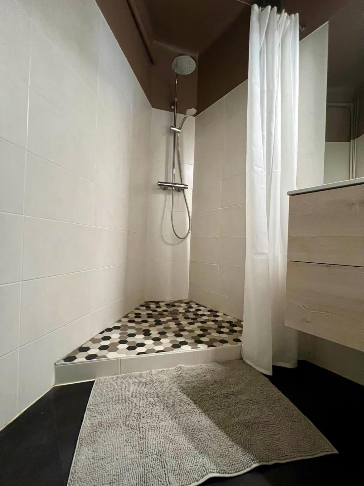 Casa Brune - T3 En Centre Ville - Proche Gare بريف لا غايلارد المظهر الخارجي الصورة